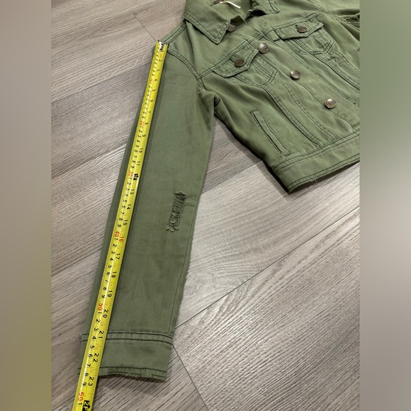 SOLD- Free People Distressed Denim Jacket Green Army Women’s  XS 0 Pretty Little - Picture 7 of 16